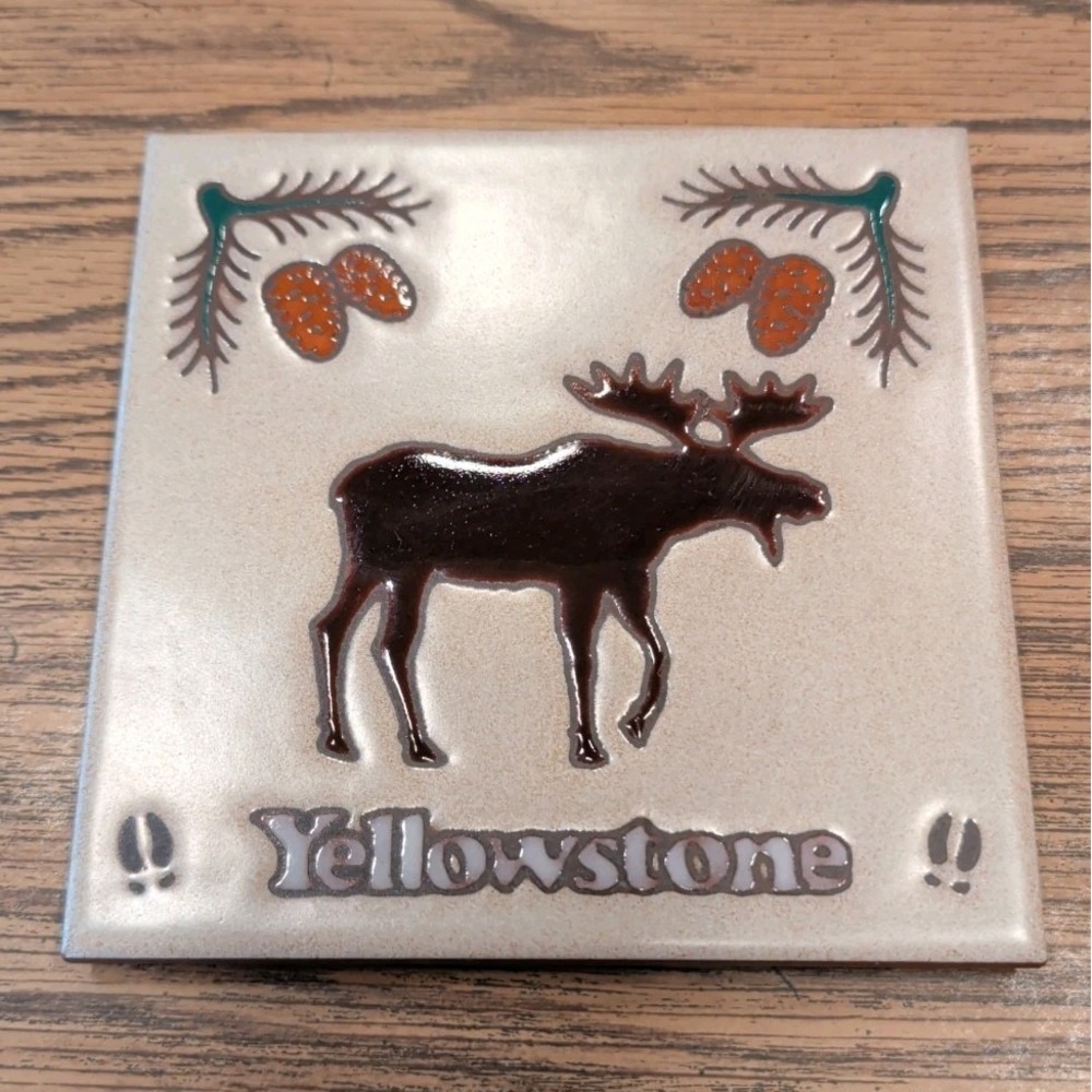 Yellowstone National Park Ceramic Tile Coaster Trivet Souvenir MOOSE Pine Cone